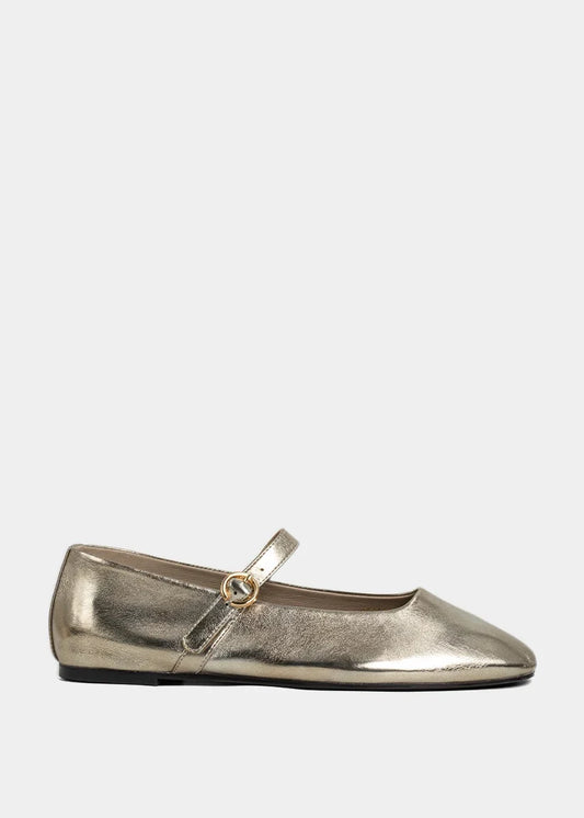 Annabelle Flat
